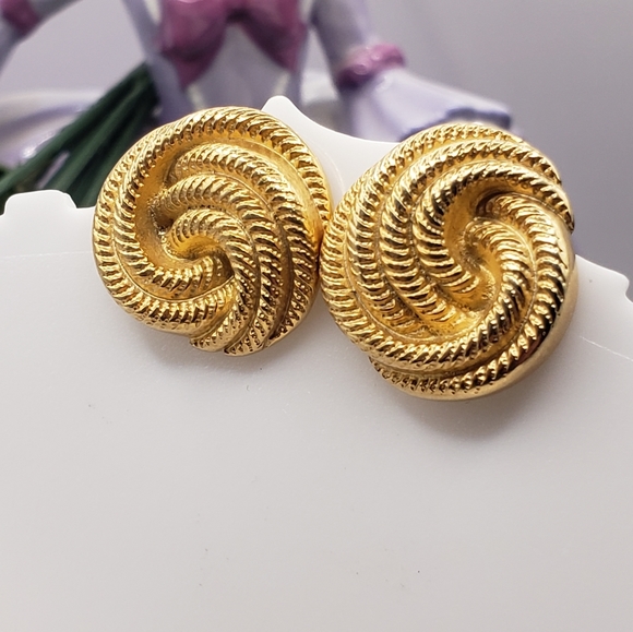 Gold Tone Wavy Spriral Post Earrings - Picture 4 of 6